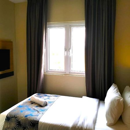 Nb Hotel Johor Bahru Bagian luar foto